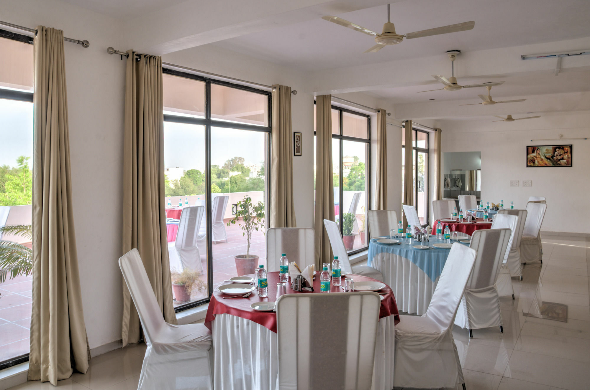 The Park Classic Udaipur Bagian luar foto