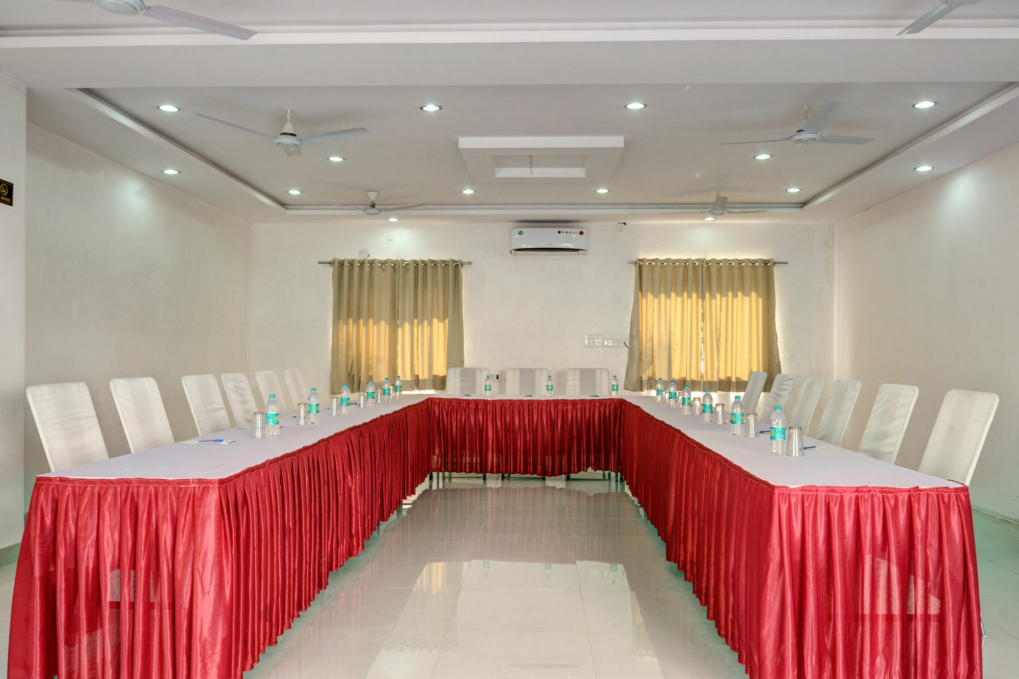 The Park Classic Udaipur Bagian luar foto